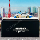 TPC 1/64 RWB 964 Pearl White with Figurine TPC644801-1