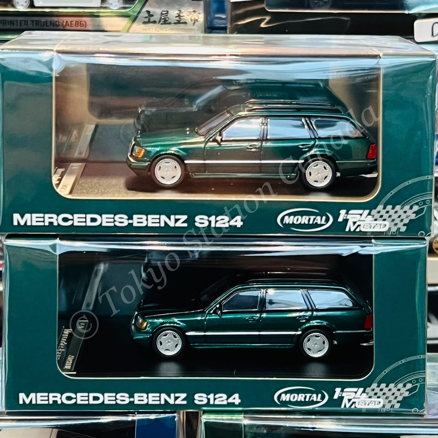 MORTAL 1/64 Marcedes-Benz S124 - Green