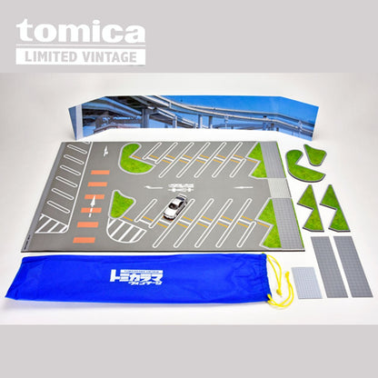 PREORDER TOMYTEC Tomicarama Vintage 14a Daikoku Parking Area Mat C (Includes LV-N Nissan Skyline GT-R) (Approx. Release Date : OCT 2026 subject to manufacturer's final decision)