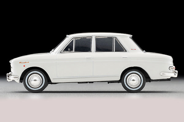 TOMYTEC TLV 1/64 Datsun Bluebird 4 Doors 1600SS White 1965 LV-205a