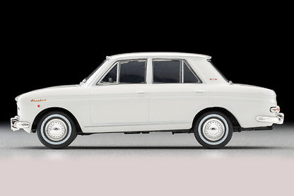 TOMYTEC TLV 1/64 Datsun Bluebird 4 Doors 1600SS White 1965 LV-205a