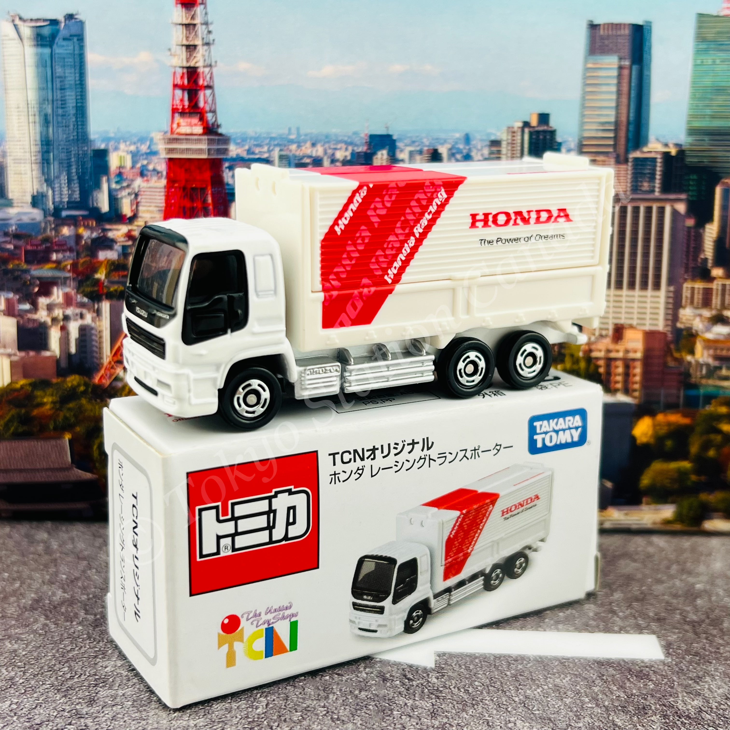 TOMICA TCN Original Honda Racing Transporter (Isuzu GIGA) – Tokyo Station