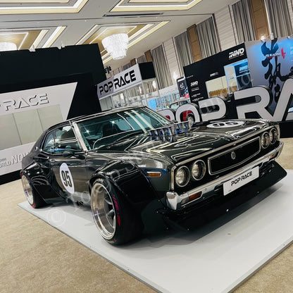 POPRACE 1/64 DATSUN LAUREL C130 and SKYLINE GT-R V8 DRIFT (HAKOSUKA) Special Box Set HONG KONG TOYCAR SALON 2025