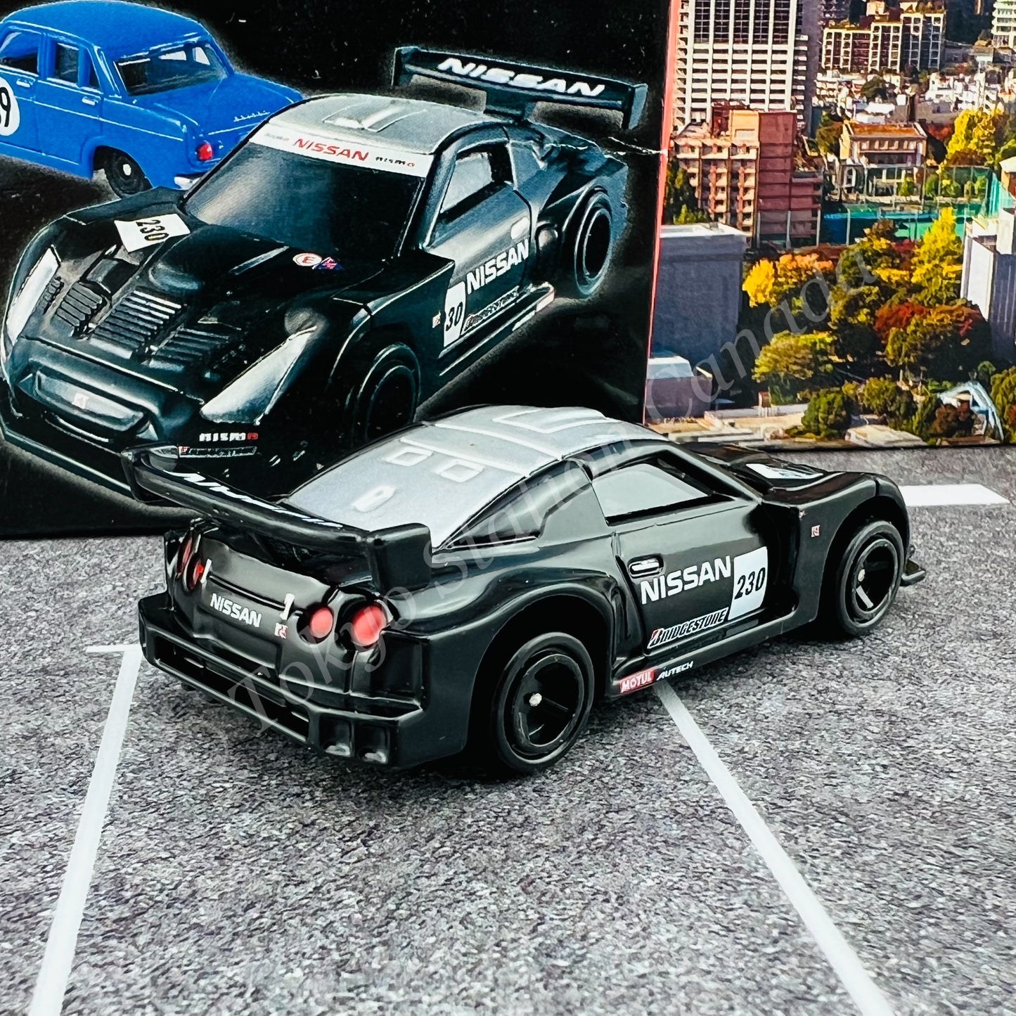 TOMICA NISSAN Racing Car Collection - Nissan GT-R R35