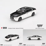 PREORDER MINI GT 1/64 BMW i7 xDrive60 Alpine White / Black Sapphire MGT00959-L (Approx. Release Date : Q2 2025 subject to manufacturer's final decision)