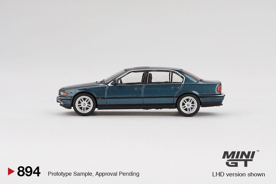 MINI GT 1/64 BMW 750IL Sorrento Blue Metallic MGT00894-L