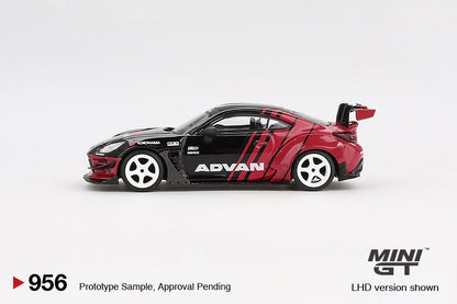 MINI GT 1/64 Toyota GR86 HKS TYPE R ADVAN 2022 Tokyo Auto Salon MGT00956-R
