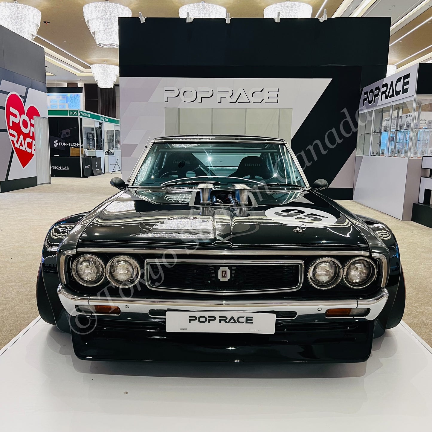 POPRACE 1/64 DATSUN LAUREL C130 and SKYLINE GT-R V8 DRIFT (HAKOSUKA) Special Box Set HONG KONG TOYCAR SALON 2025