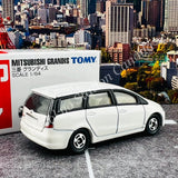 TOMICA 27 Mitsubishi Grandis