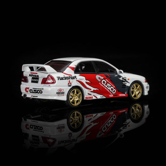 Motorhelix 1/64 Mitsubishi Lancer Evolution IV GSR White CUSCO Racing Livery M64023