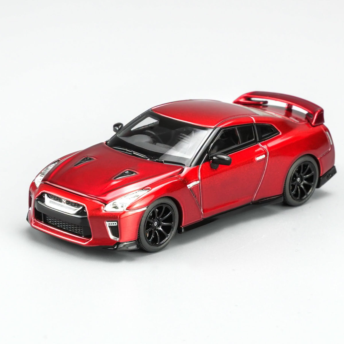 MOTORHELIX 1/64 Nissan GT‑R (R35) Customized Candy Red Hong Kong ToyCar Salon｜VDX Exclusive M63519DZ-PT