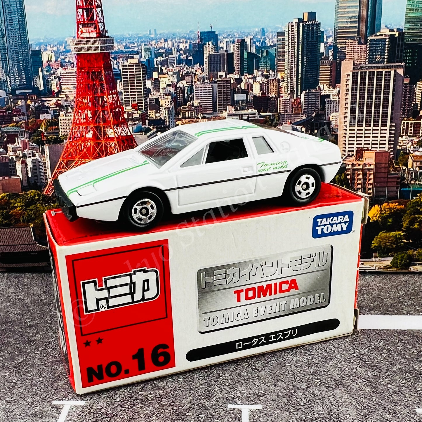 TOMICA EVENT MODEL NO.16 Lotus Esprit