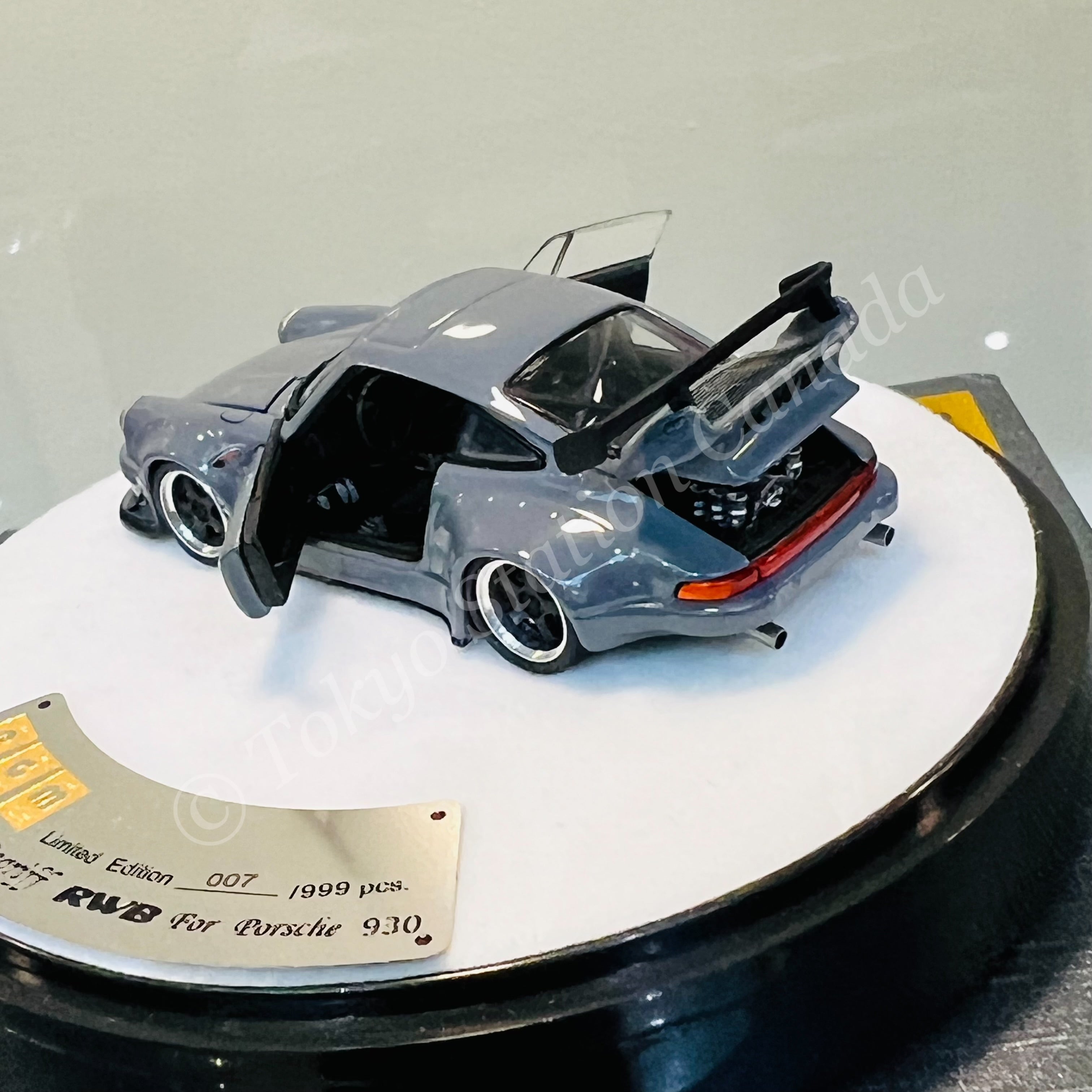 PGM 1/64 RWB 930 Cement Grey Fully Opened (Deluxe Round Display