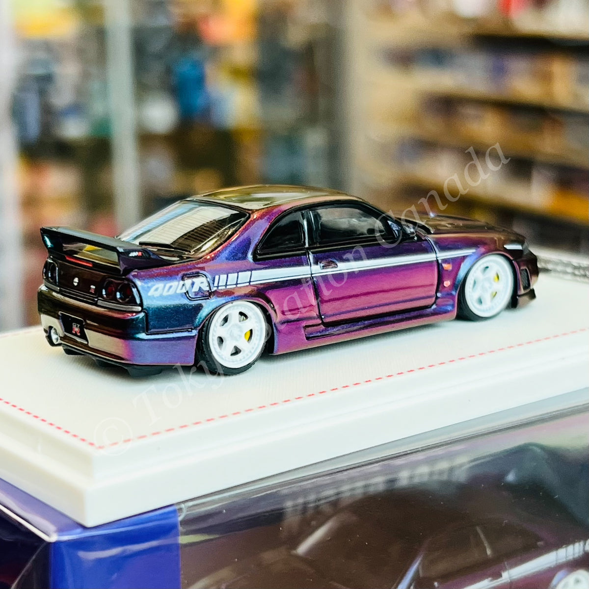 FOCAL HORIZON 1/64 Nismo 400R R33 Magic Purple – Tokyo Station