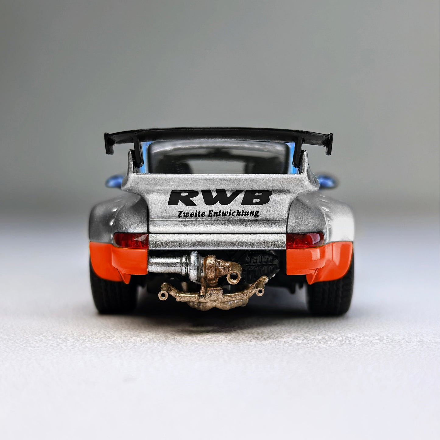 MODELMODEL 1/64 RWB 964 Ichiban Boshi #8 MM64-RWB964-001
