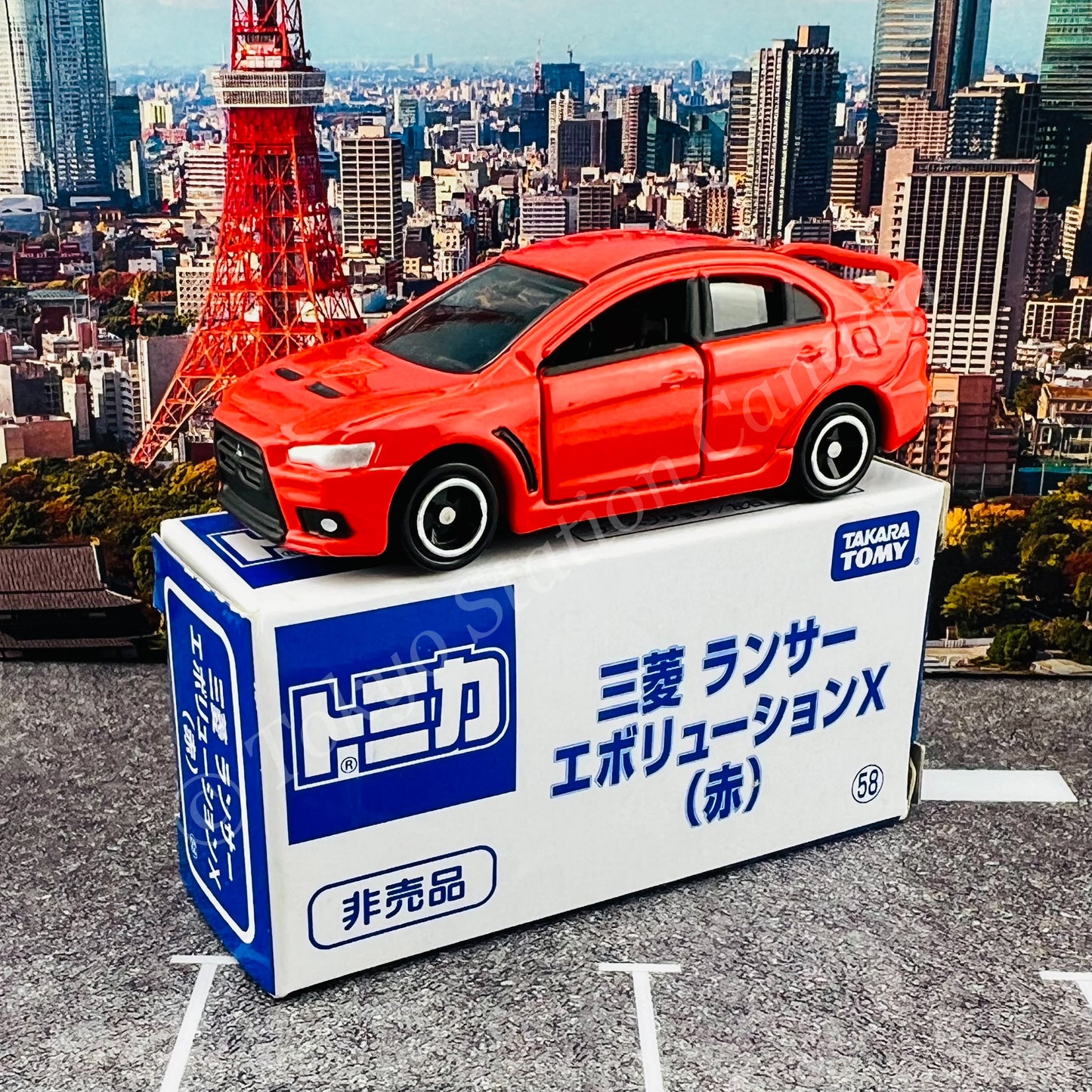 TOMICA Mitsubishi Evolution X RED 4904810827122