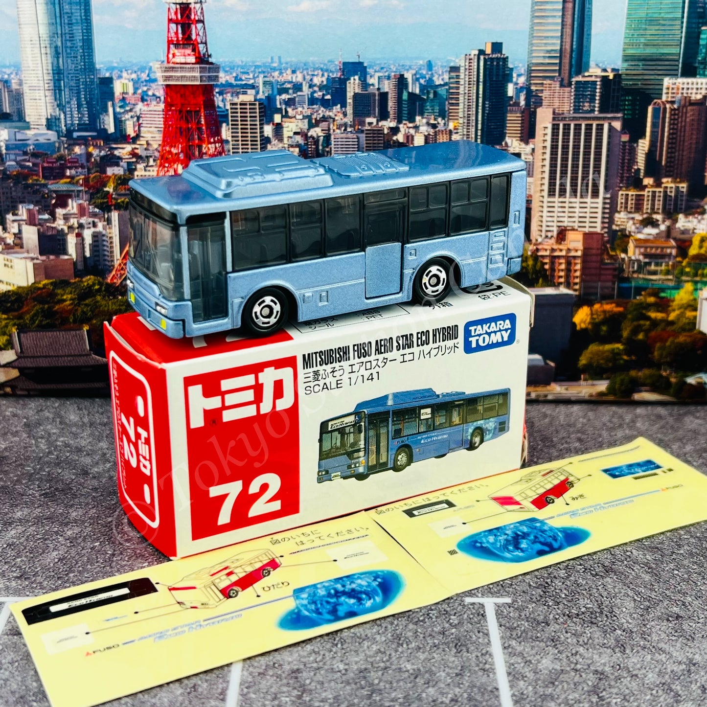 TOMICA 72 Mitsubishi Fuso Aero Star Eco Hybrid