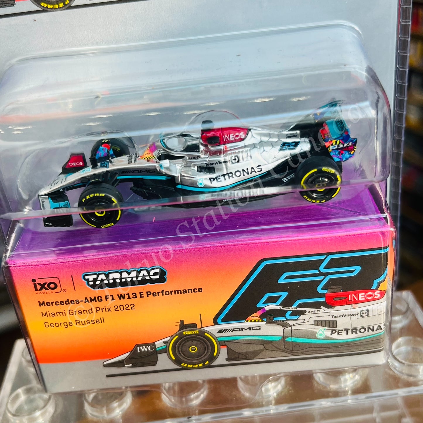 TARMAC WORKS GLOBAL64 1/64 Mercedes-AMG F1 W13 E Performance Miami Grand Prix 2022 George Russell T64G-F044-GR2 MIJO Version