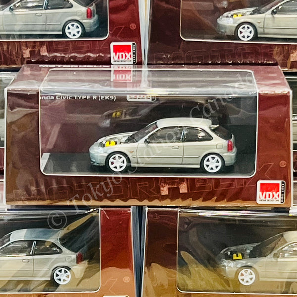 MOTORHELIX 1/64 Honda Civic Type R (EK9) Customized Polishing (VDX x HK Toycar Salon 2025) M65017DZ-HK