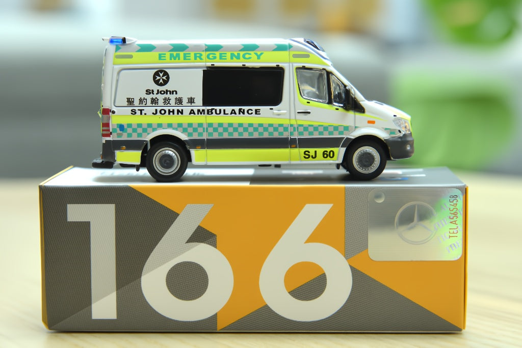 TINY 微影 1/76 166 Mercedes-Benz Sprinter Facelift St. John Ambulance (SJ60) ATC65508