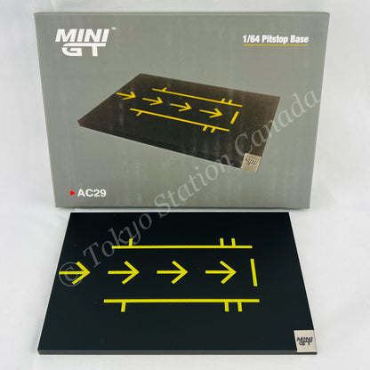 MINI GT 1/64 Oracle Red Bull Racing RB18 #1 Max Verstappen 2022 Abu Dhabi GP Pit Crew Set including Pitstop Base (MGTS0007 and MGTAC29)