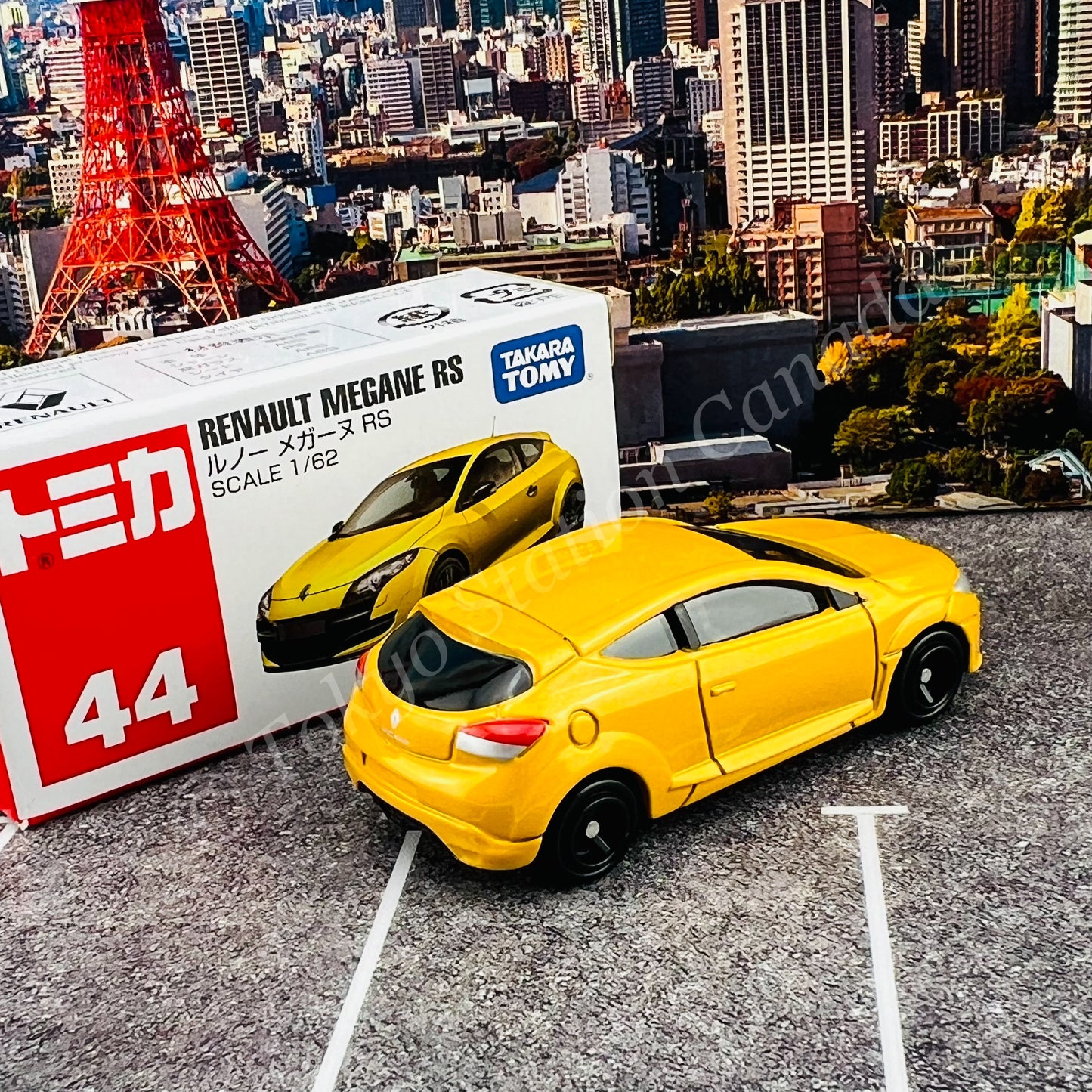TOMICA 44 RENAULT MEGANE RS