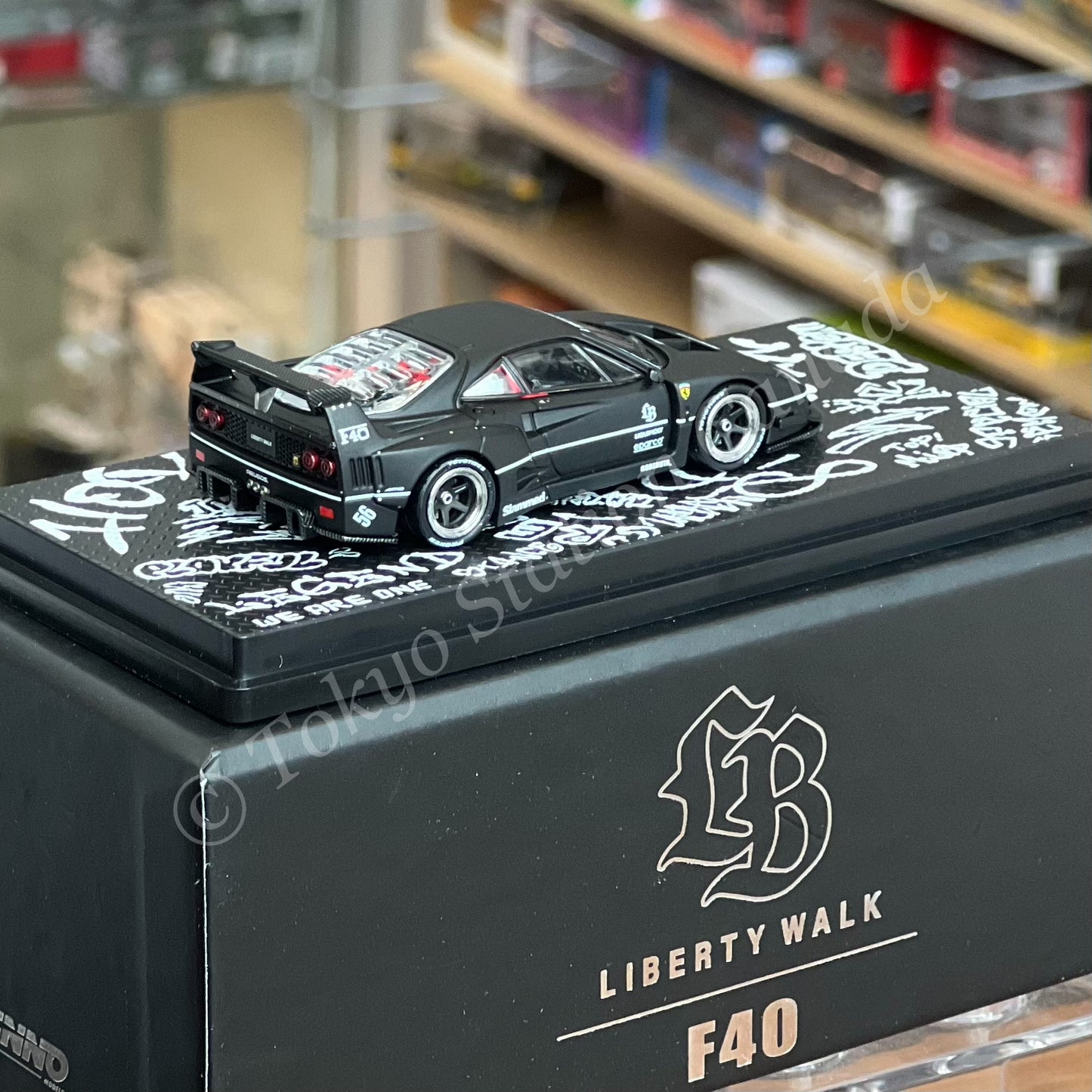 INNO64 1/64 LBWK F40 Matte Black  HONG KONG TOYCAR SALON 2023 SPECIAL EDITION IN64-LBWKF40-HKTS23