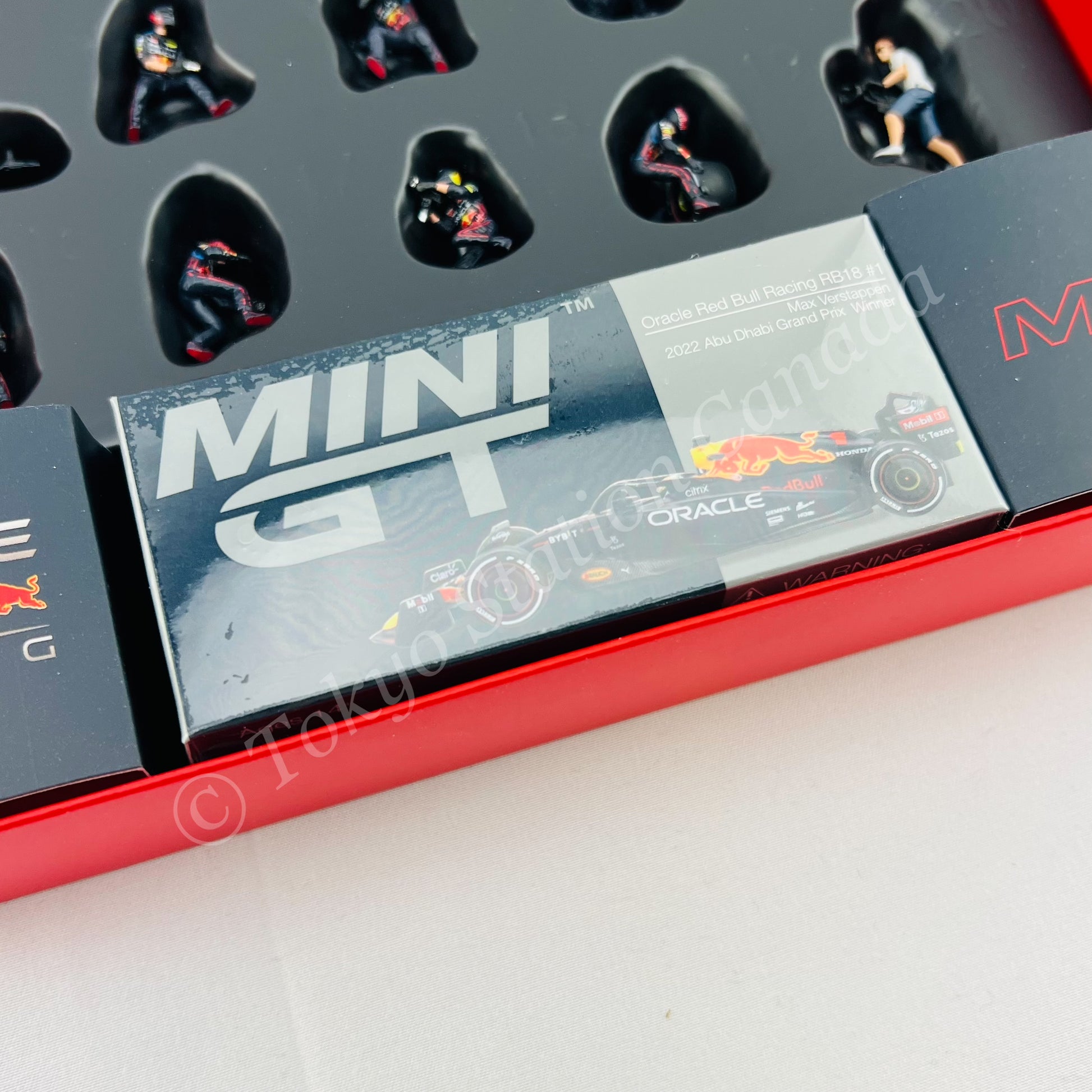 MINI GT 1/64 Oracle Red Bull Racing RB18 #1 Max Verstappen 2022 MINI GT 1/64 Oracle Red Bull Racing RB18 #1 Max Verstappen 2022