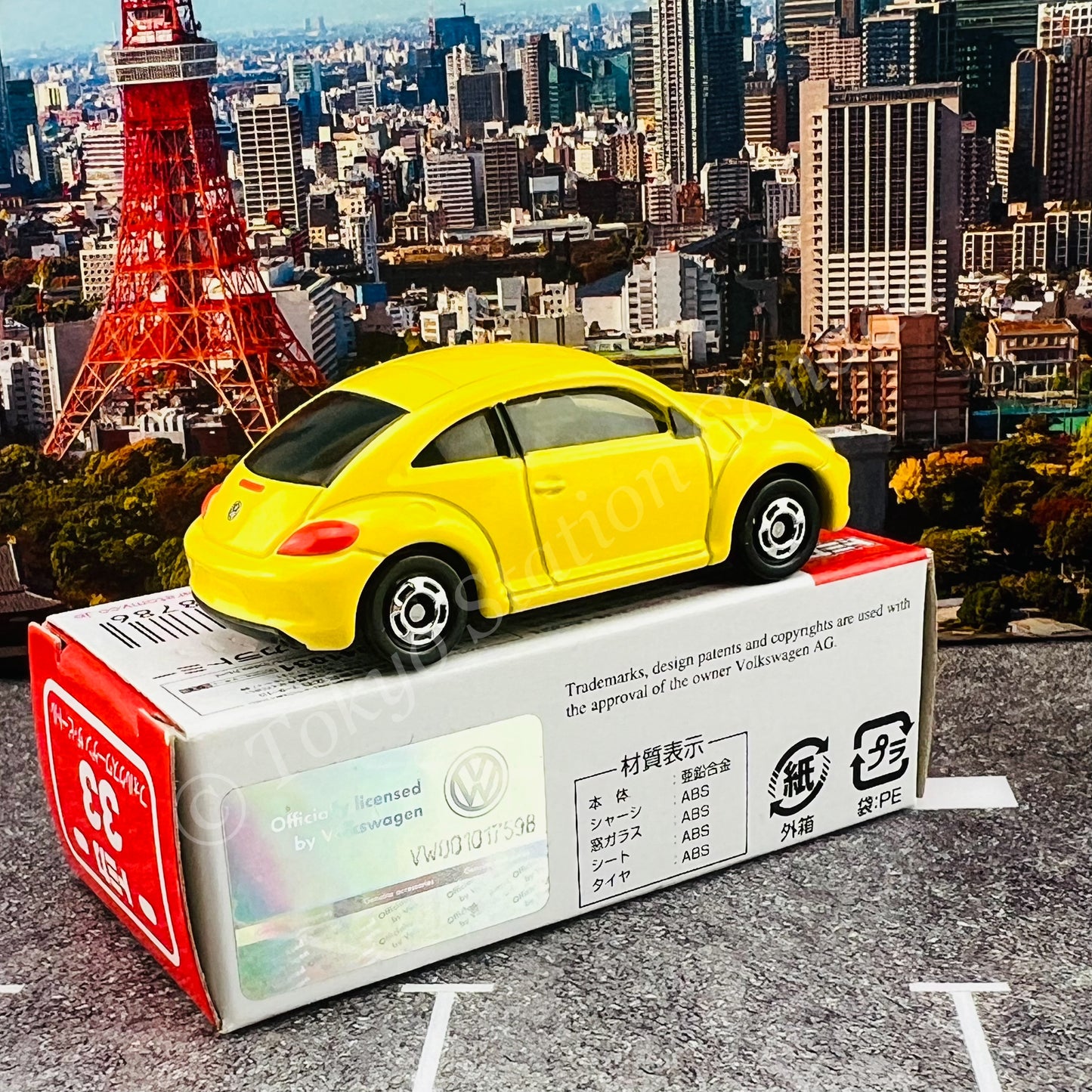 Tomica 33 VOLKSWAGEN THE BEETLE
