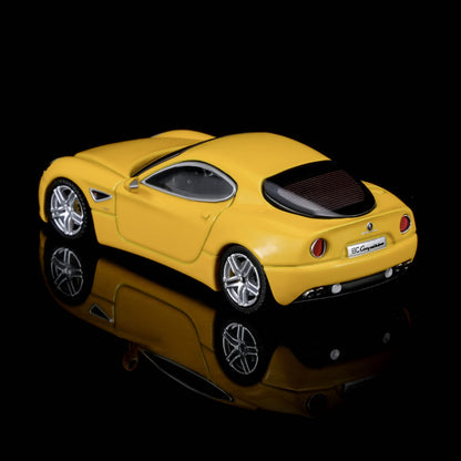 PREORDER  MOTORHELIX 1/64 Alfa Romeo 8C Competizione 2008 Giallo Mica M69054 (Approx. Release Date: Q4 2026 and subject to the manufacturer's final decision)