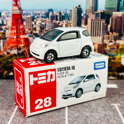 TOMICA 28 Toyota iQ