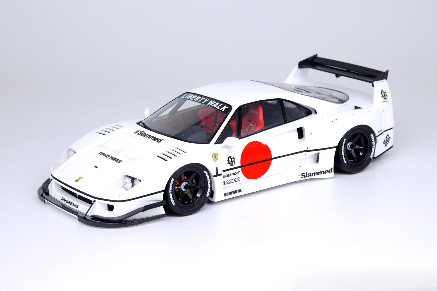 INNO18 1/18 RESIN LBWK F40 White Tokyo Auto Salon 2023 IN18R-LBWKF40-TAS23