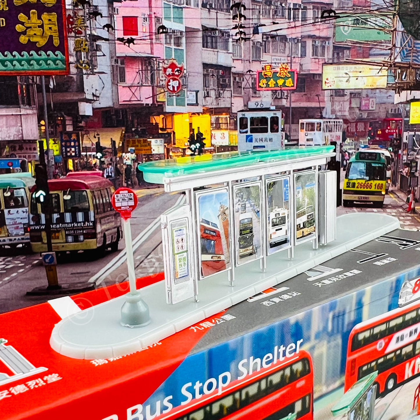 TINY 微影 1/110 KMB Bus Stop Shelter (Millennium City  創紀之城)