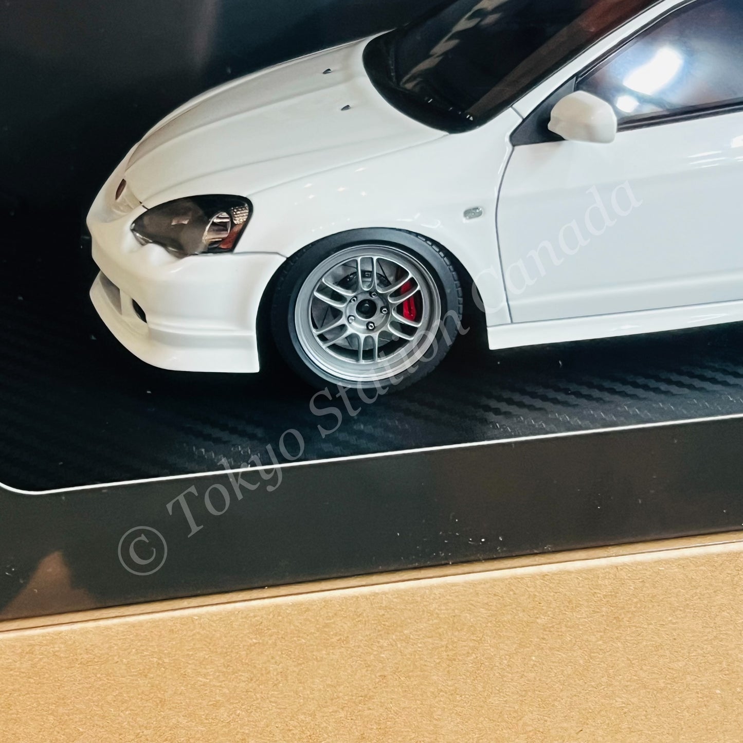 Ignition Model 1/18 Honda INTEGRA (DC5) TYPE R  White IG3327