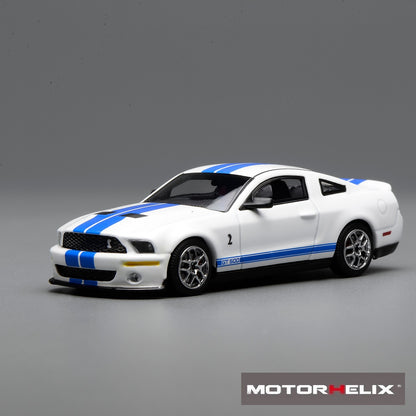 PREORDER Motorhelix x Greenlight 1/64 Ford Mustang Shelby GT500 2007 White with Blue Stripe GL-1251005C (Approx. Release Date: Q2 2026 and subject to the manufacturer's final decision)