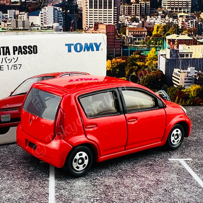 TOMICA 82 TOYOTA PASSO