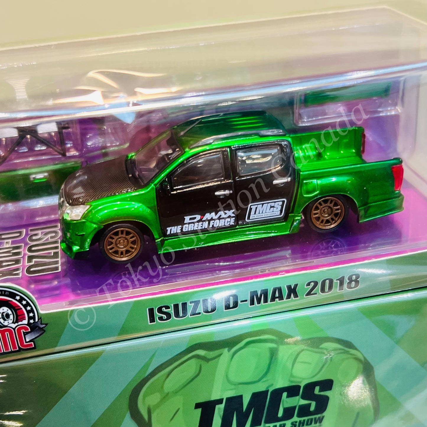 BM Creations 1/64 Isuzu D-MAX 2018 Low Rider Metallic Green (TMCS Malaysia 2025 event model) 64B0466