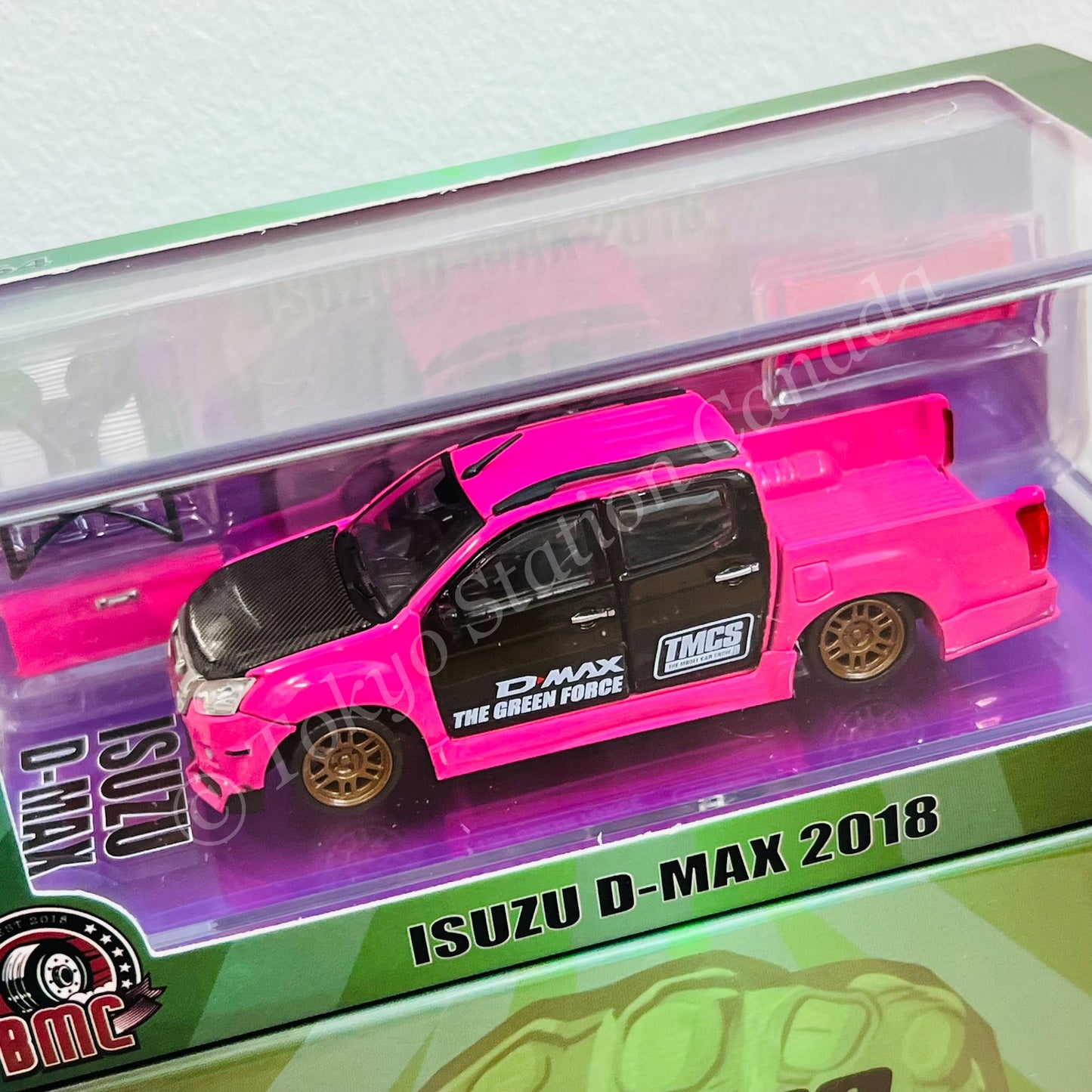 BM Creations 1/64 Isuzu D-MAX 2018 Low Rider PINK (TMCS Malaysia 2025 DINNER event model)