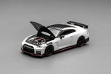 PREORDER Motorhelix 1/64 Nissan GT-R NISMO (R35) Special Edition 2022 NISMO Brilliant White Pearl M63525 (Approx. Release Date: Q1 2026 and subject to the manufacturer's final decision)