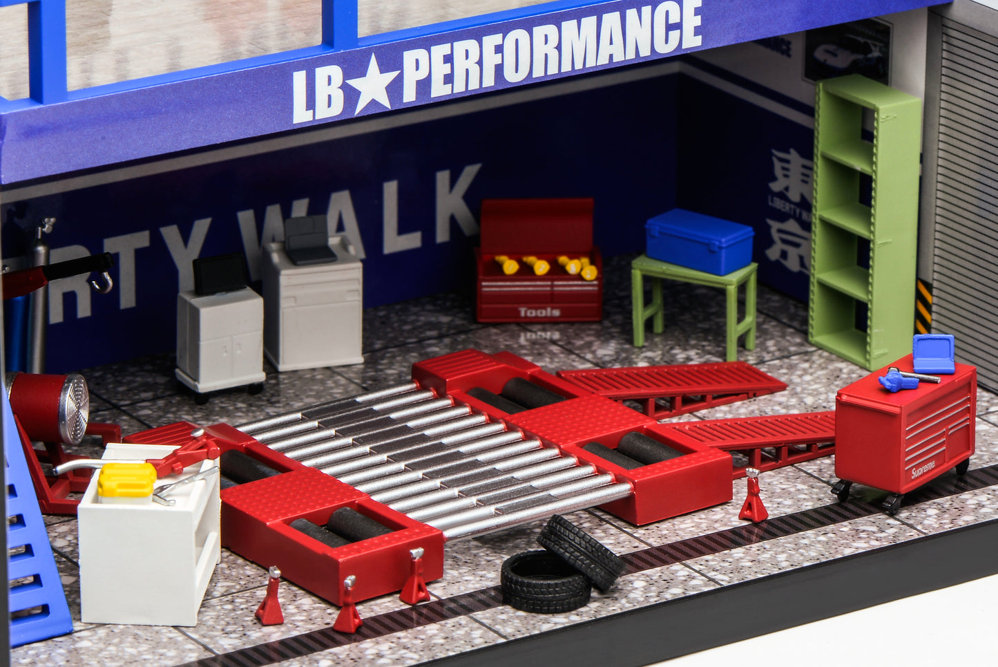 Motorhelix 1/64 LIBERTY WALK (Blue/White) Garage Diorama M90219