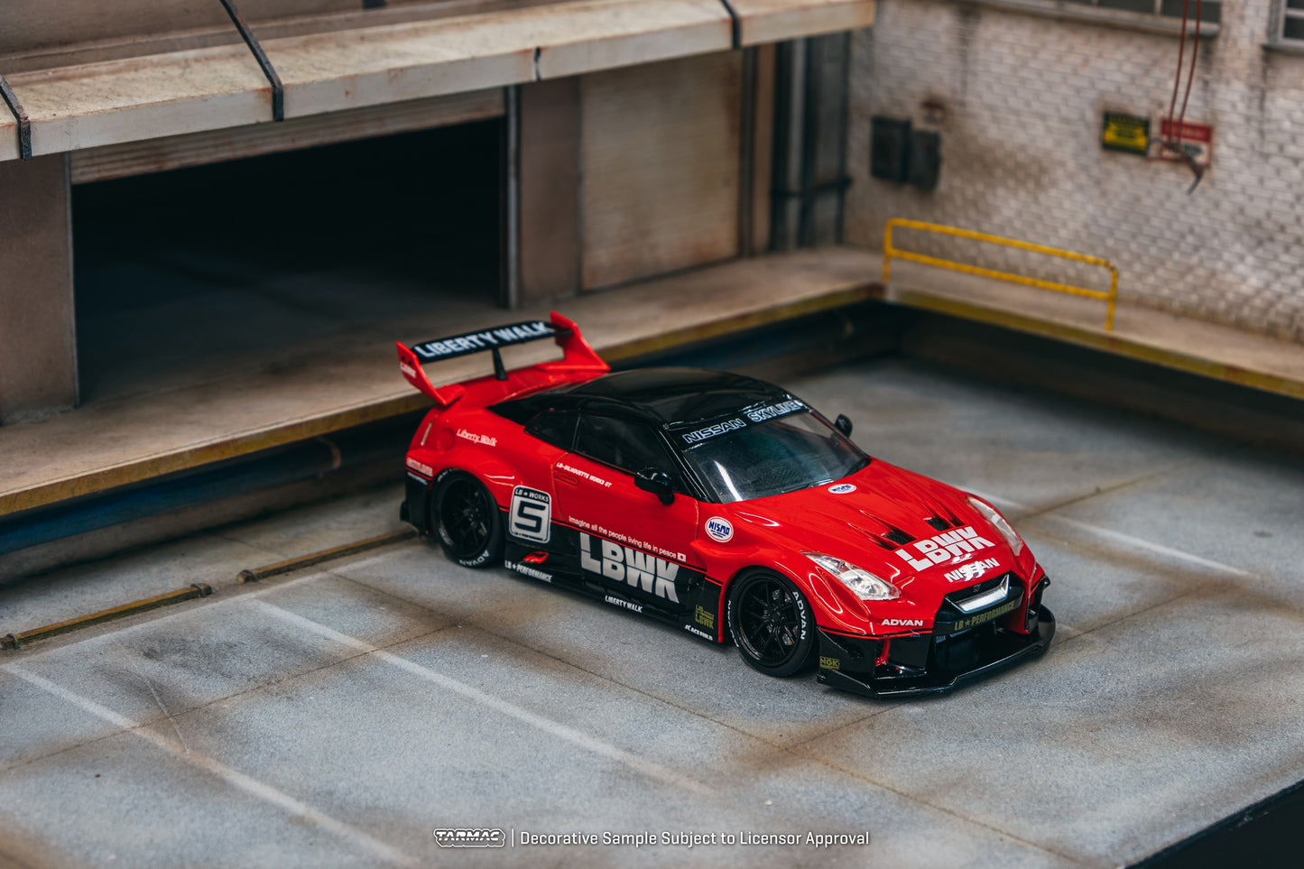 Tarmac Works HOBBY43 1/43 LB-Silhouette WORKS GT NISSAN 35GT-RR Silhouette T43-022-SIL