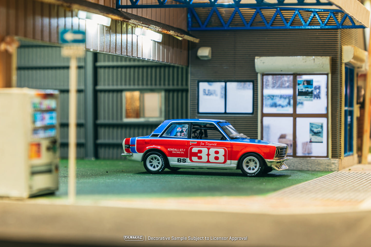 TARMAC WORKS HOBBY64 1/64 Datsun 510 SCCA National Championship 1973 Jim Fitzgerald T64-052-73SCCA38