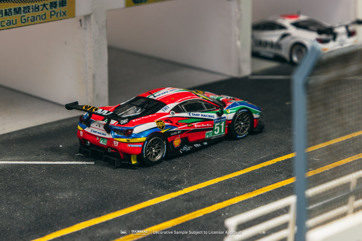 TARMAC WORKS HOBBY64 1/64 Ferrari 488 GTE 24h of Le Mans 2016 G. Bruni / J. Calado / A. Pier Guidi T64-071-16WEC51