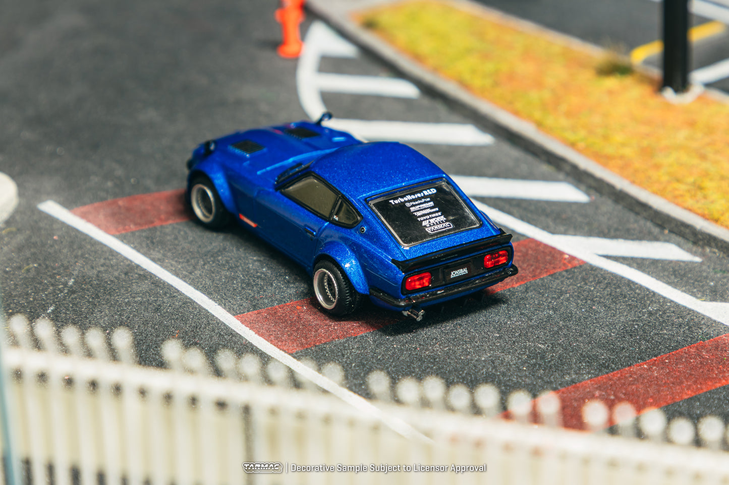 TARMAC WORKS GLOBAL64 1/64 Nissan Fairlady Z S30 Widebody - Designed by Jon Sibal Blue T64G-062-BL