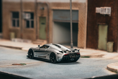 TARMAC WORKS GLOBAL64 1/64 Koenigsegg Regera  Silver Metallic / Blue Accents Model Car + Trading Cards Combo Set T64G-TL017-SL