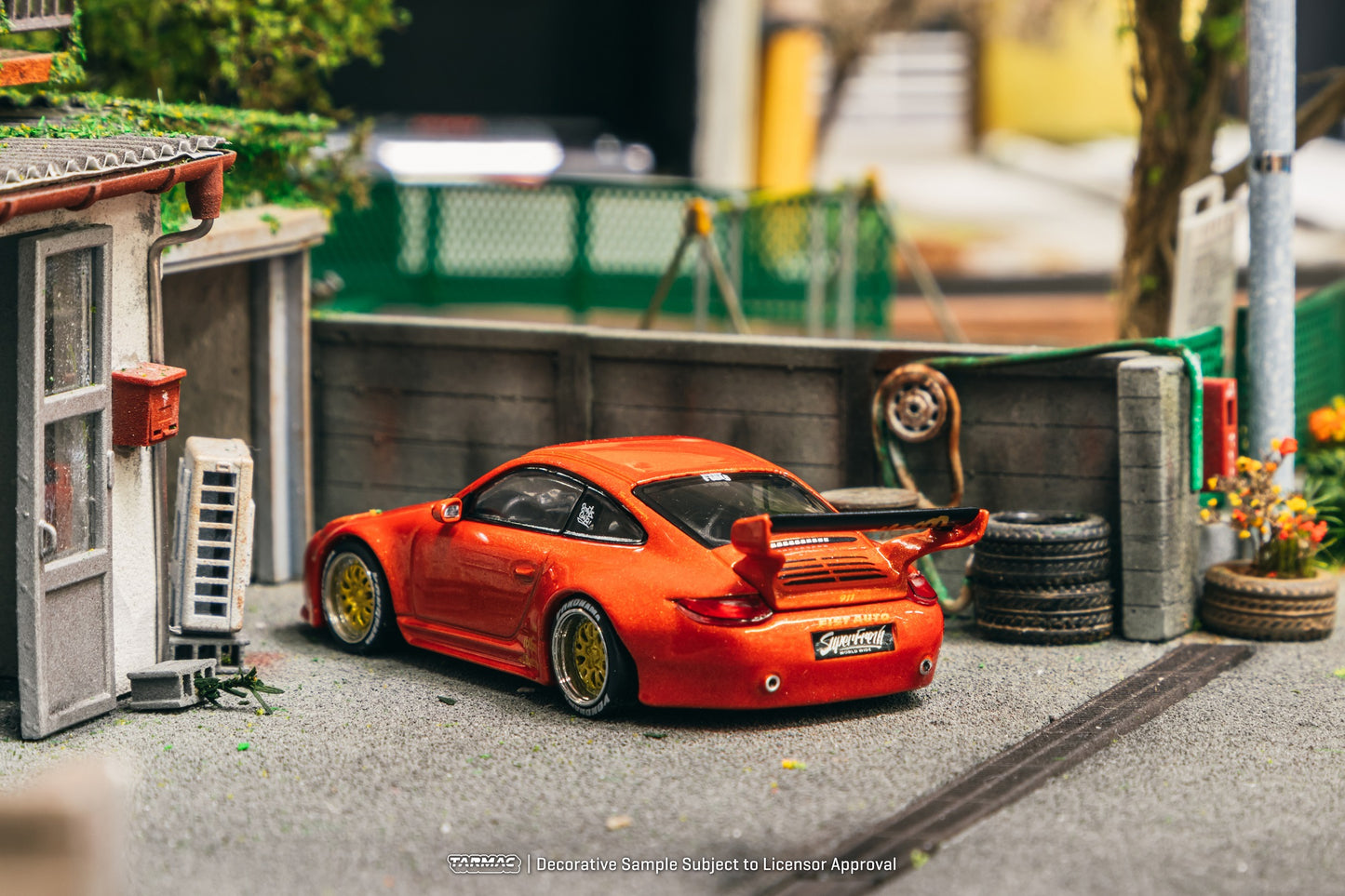 TARMAC WORKS ROAD64 1/64 Old & New 997 Red Metallic T64R-TL053-REM