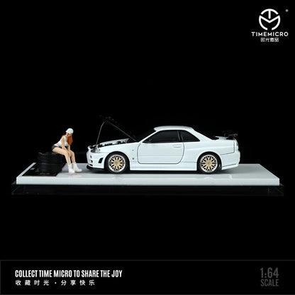 TIME MICRO 1/64 Nissan GTR R34 White with Carbon Bonnet and Figurine