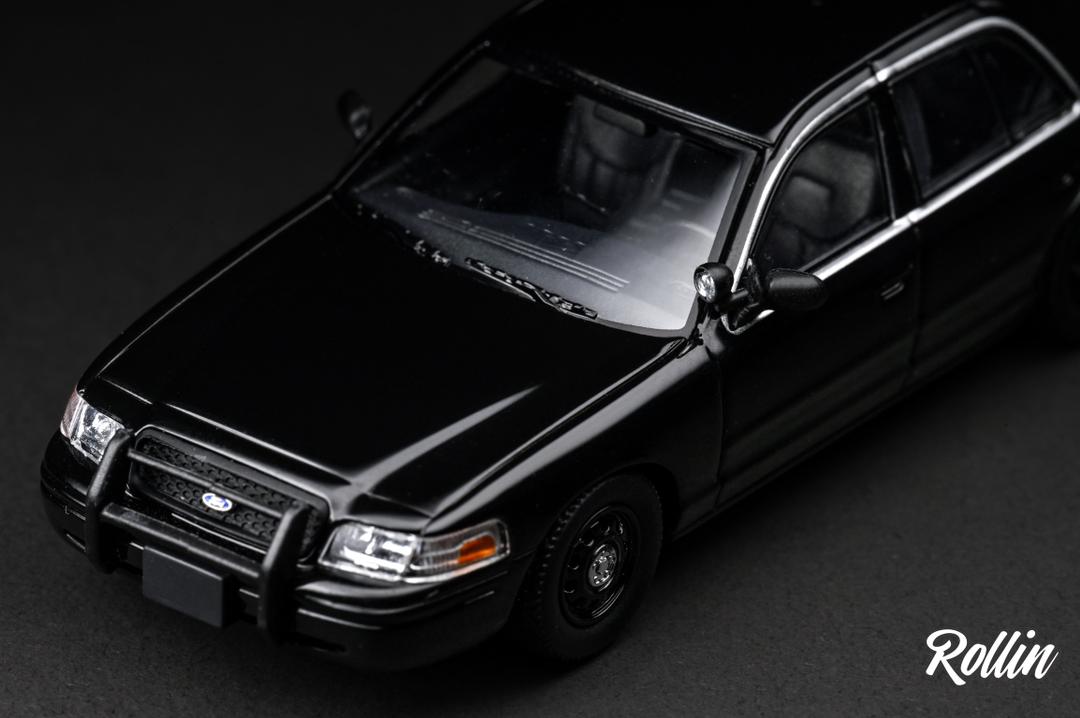 Rollin 1/64 Ford CV Victoria Crown - Black Police Patrol Car