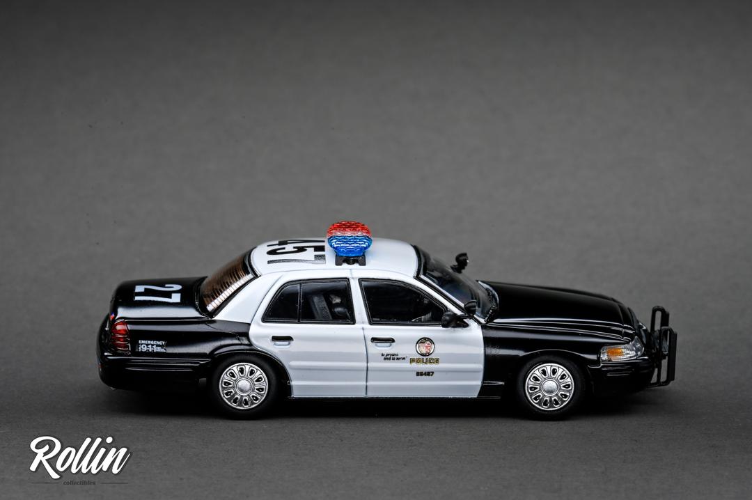 Rollin 1/64 Ford CV Victoria Crown - LAPD Los Angeles Police Car