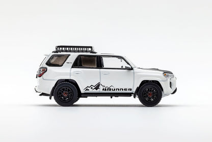 GCD 1/64 Toyota 4Runner White / Black bonnet KS-059-345